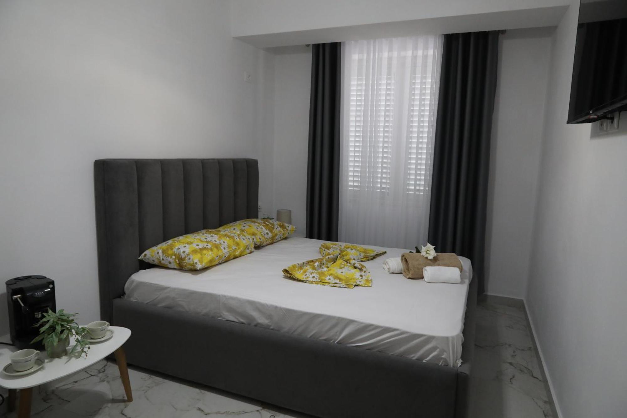 Rozafa Guest Room Center Shkodër Exterior foto
